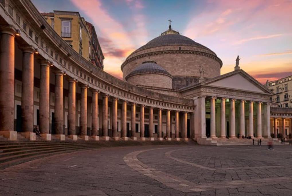 Appartamento Centro Storico Naples Exterior photo